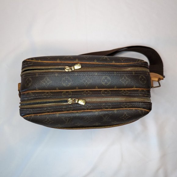 LOUIS VUITTON Crossbody Reporter PM Bag - Picture 5 of 12